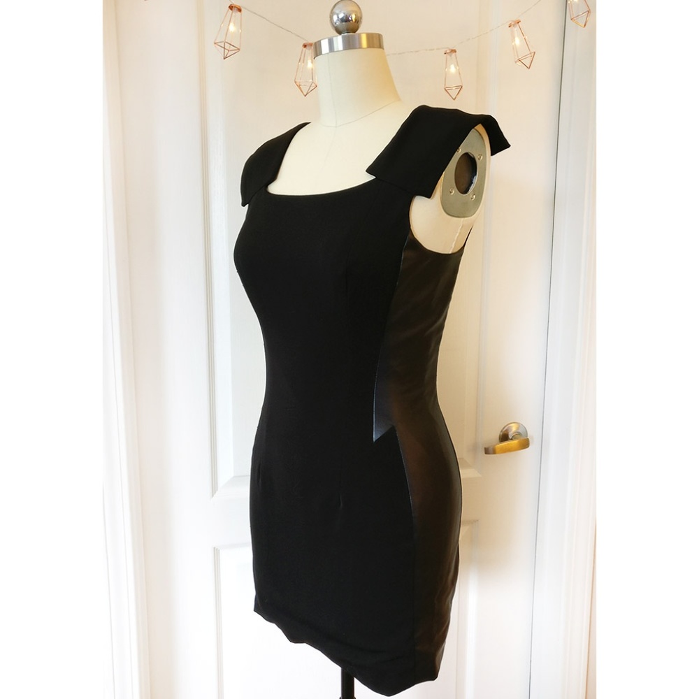 ARK & CO Black Faux Leather Panel Sheath Dress LBD